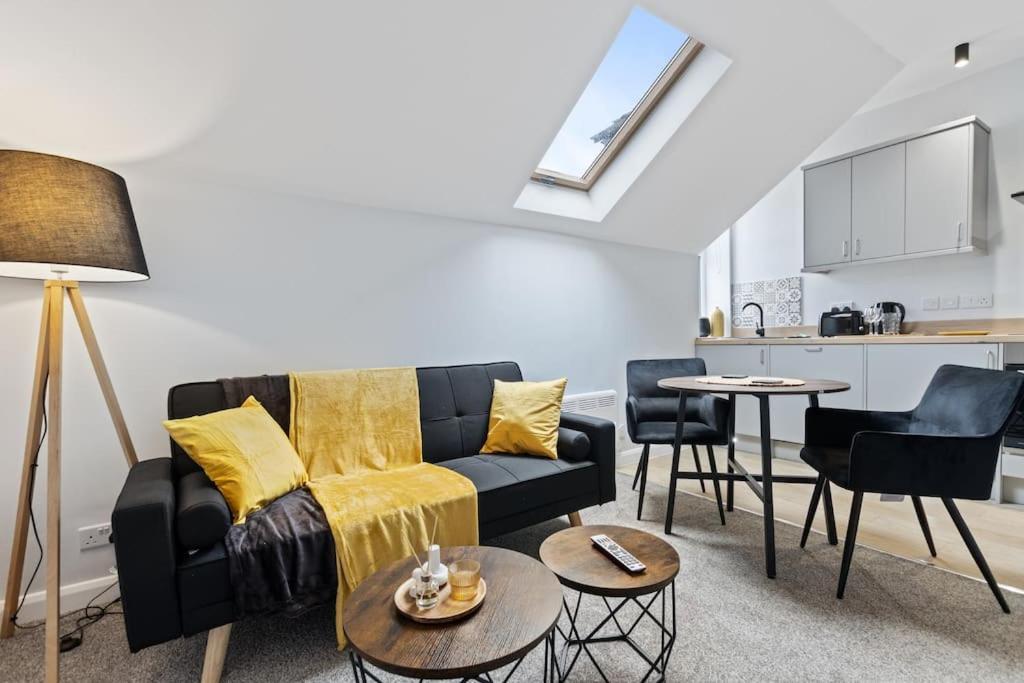 Modern Apartment Free Off Road Parking King Bed Suite 9 Nottingham Bagian luar foto